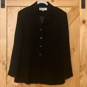 Larry Levine Black Four Button Blazer
